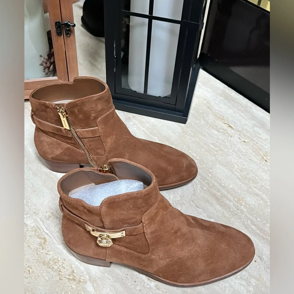 NWT Michael Kors Kieran Suede Bootie